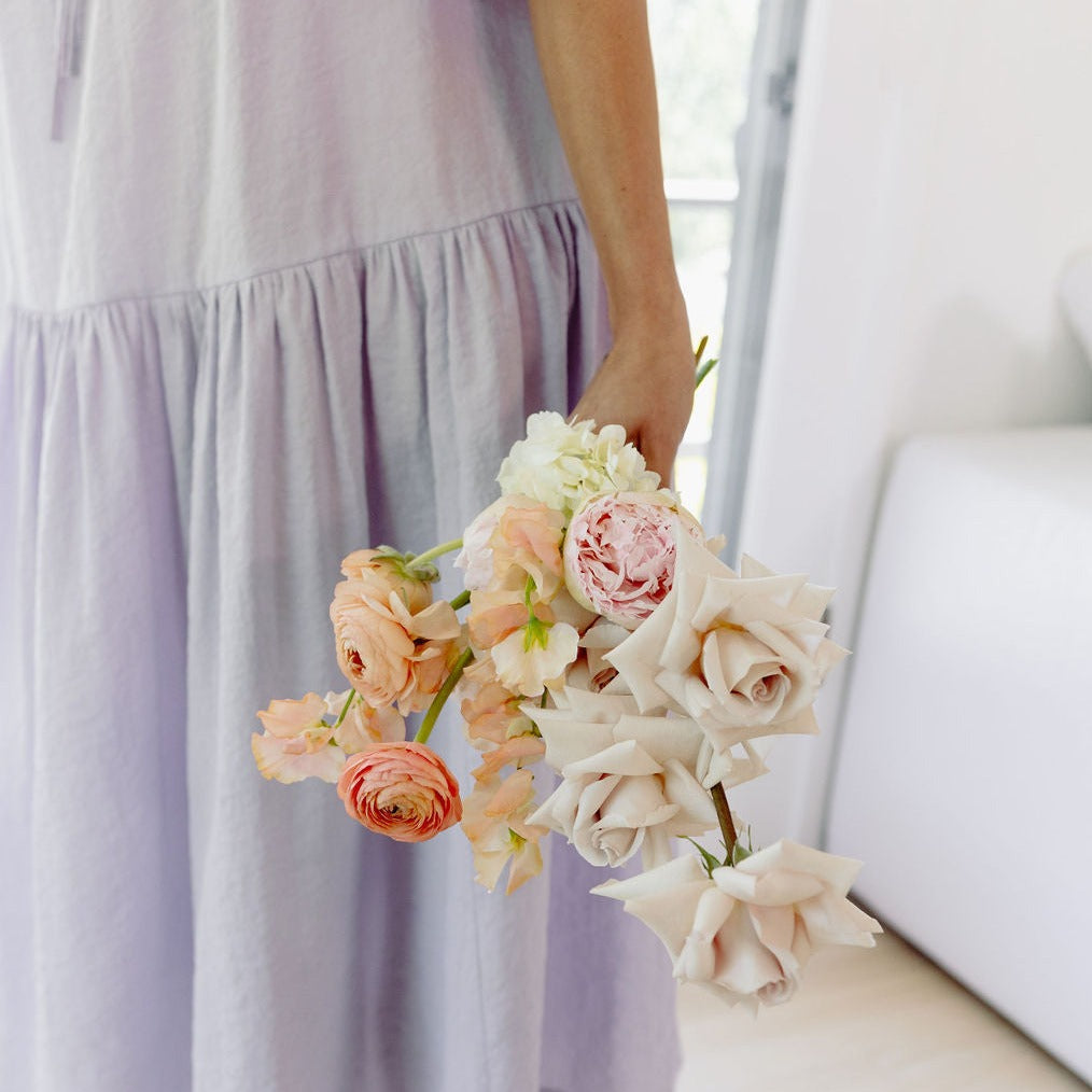 Photo is an example of a pastel fresh bouquet.